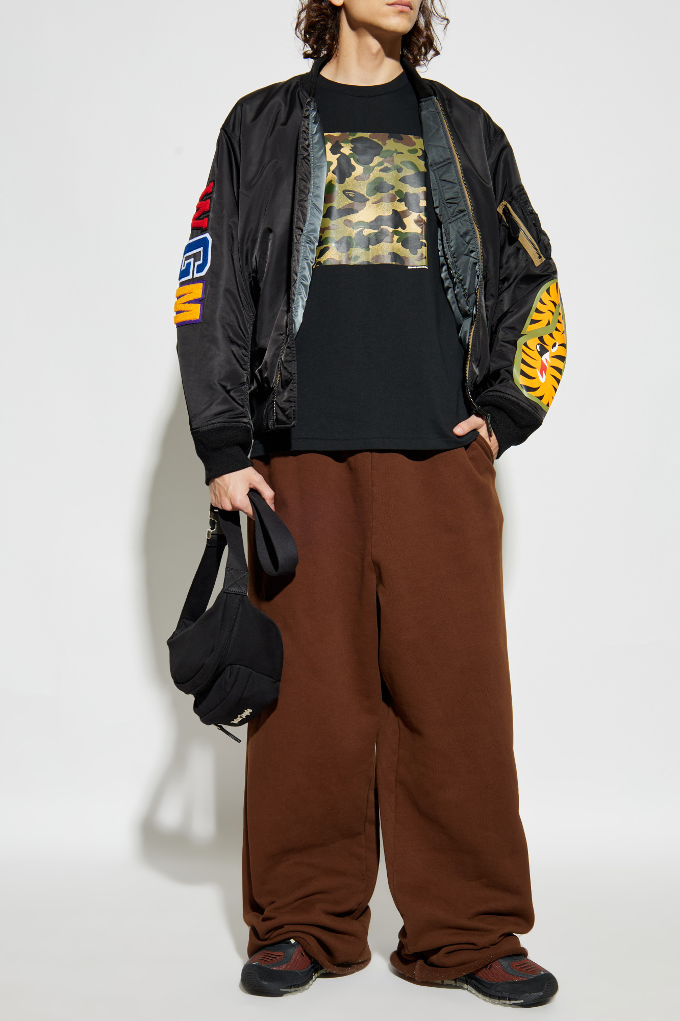 ジャケット・アウター 00s A BATHING APE bomber jacket A BATHING APE® Bomber jacket | Men's Clothing | Vitkac